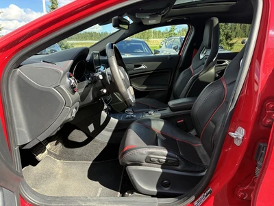 Mercedes-Benz GLA 45 AMG 2016, kuva 6/10