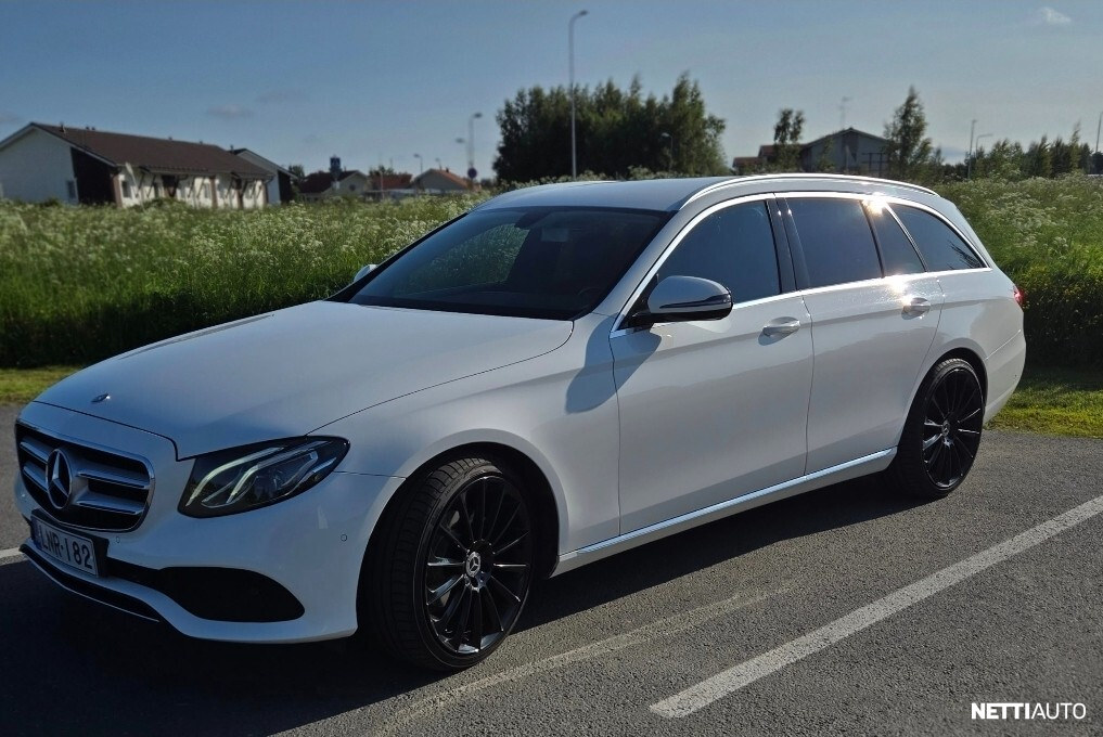 Mercedes-Benz E