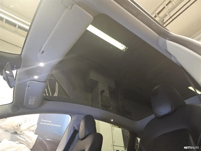 Tesla Model Y 2023, kuva 8/8