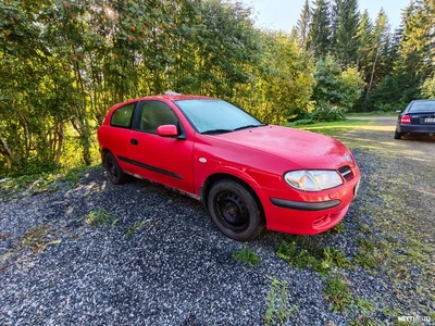 Nissan Almera 2000, kuva 2/10