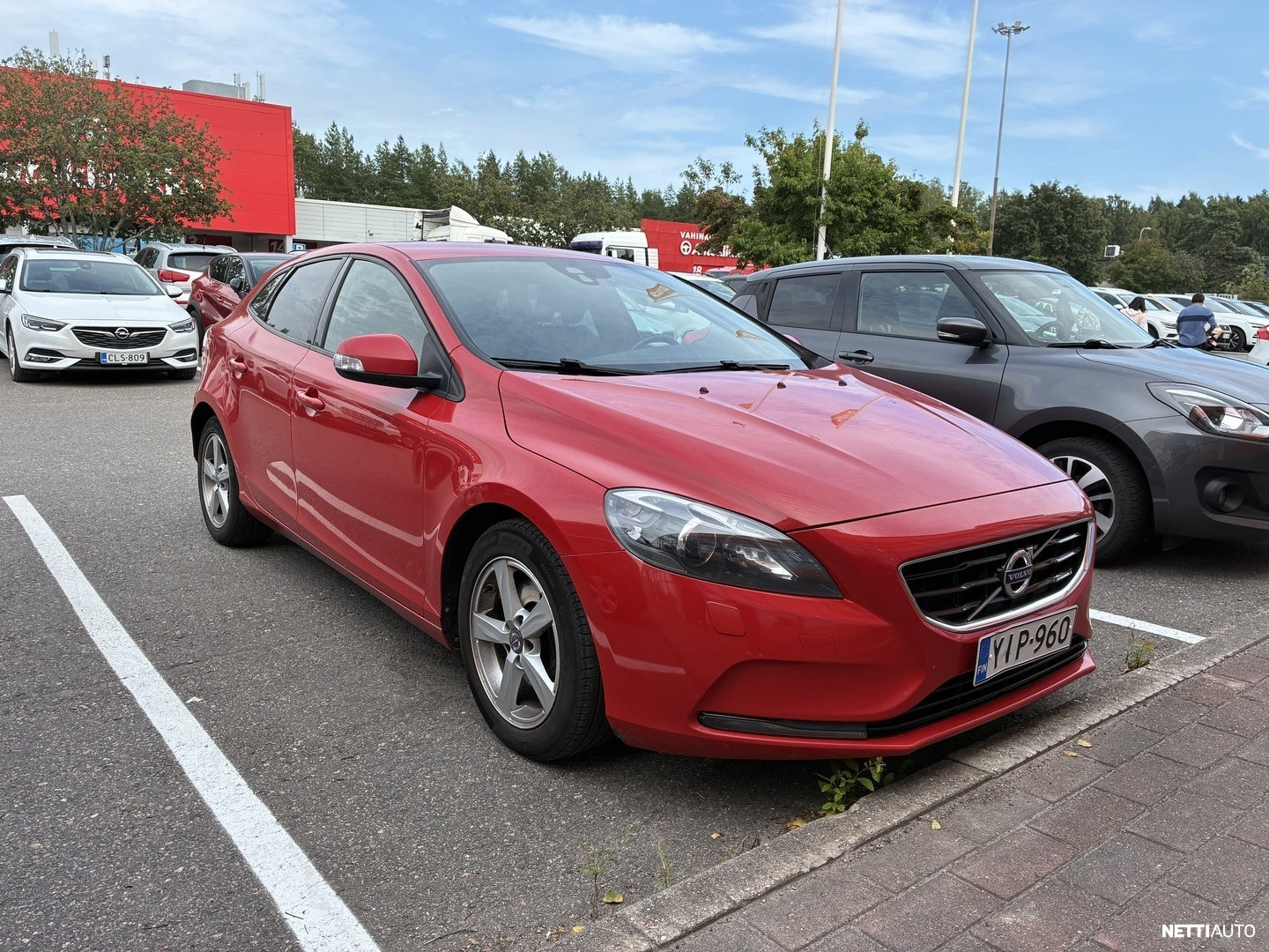 Volvo V40