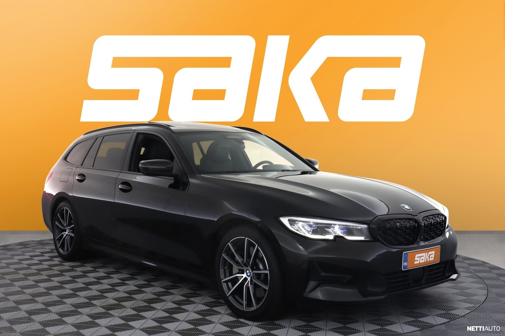 BMW 330