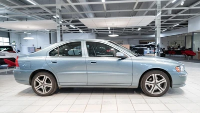 Volvo S60 2007, kuva 6/10