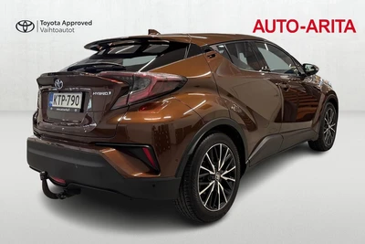 Toyota C-HR 1,8 Hybrid Premium 2018, kuva 5/24