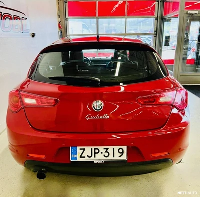 Alfa Romeo Giulietta 2012, kuva 6/15
