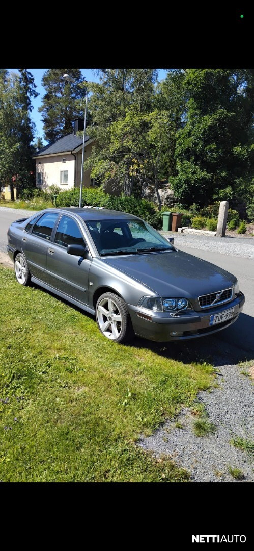 Volvo S40