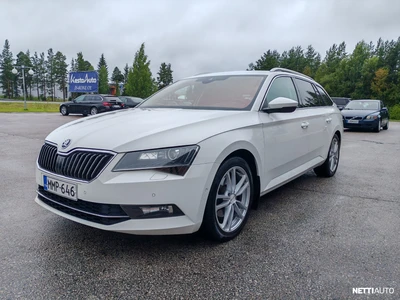 Skoda Superb 2016, photo 5/10