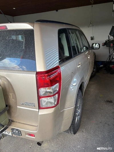 Suzuki Grand Vitara 2010, kuva 5/8