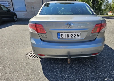 Toyota Avensis 1.8 Valvematic 2009, kuva 3/15