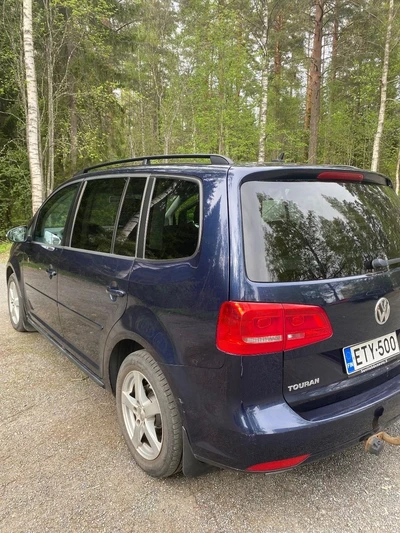 Volkswagen Touran 2012, kuva 4/19