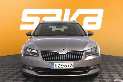 Skoda Superb Combi 2,0 TDI 150 Style DSG 2016, kuva 2/43