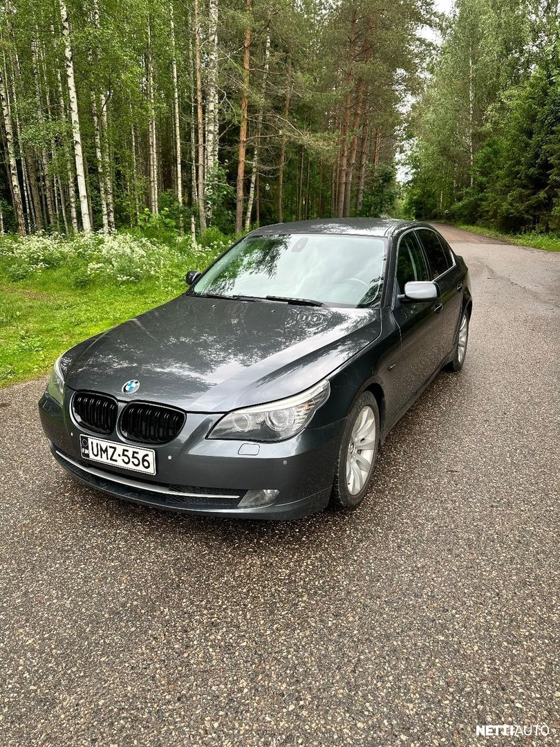 BMW 523