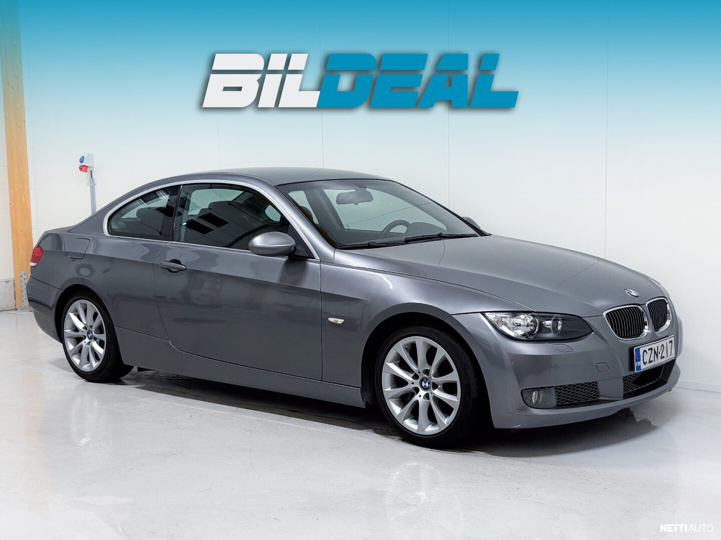 BMW 335
