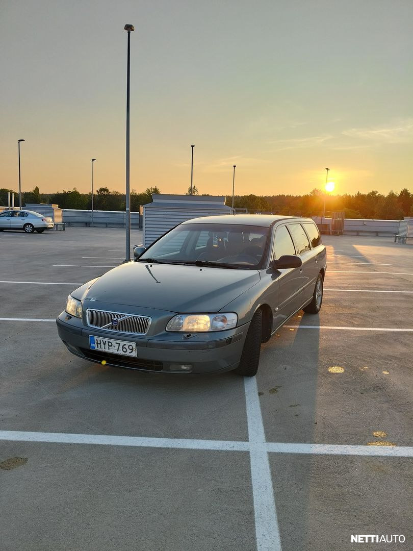 Volvo V70