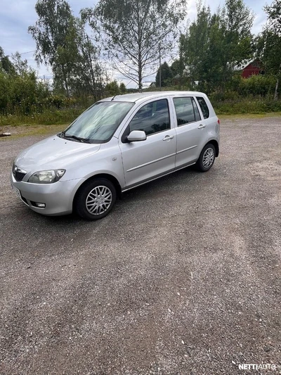 Mazda 2 2005, kuva 2/8