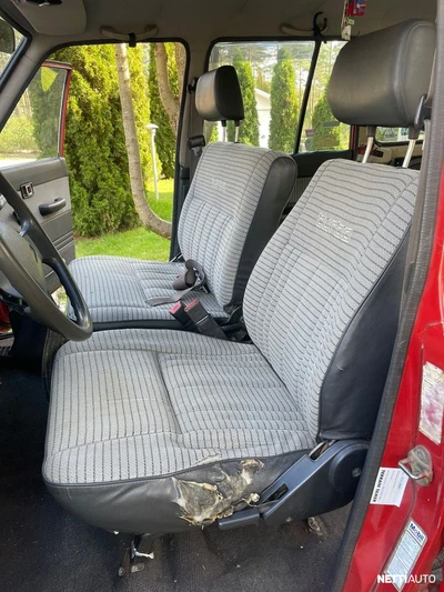 Toyota Land Cruiser 1989, photo 3/24
