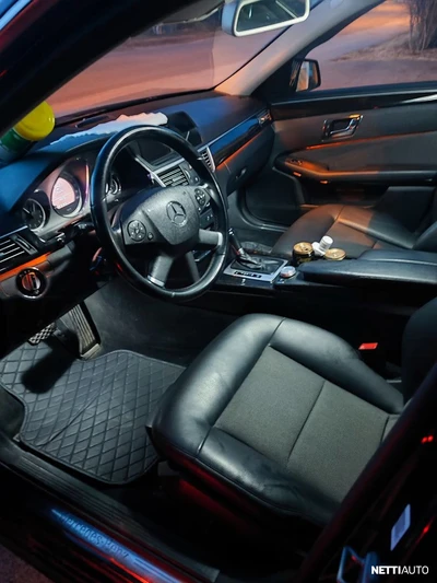 Mercedes-Benz E CDI 2009, kuva 8/8