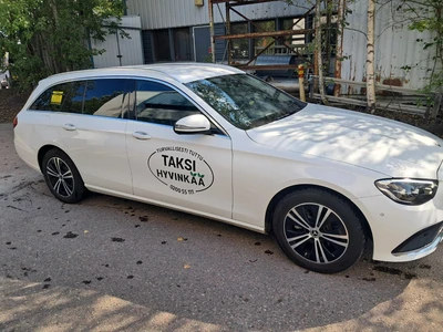 Mercedes-Benz E 220 2022, photo 5/16