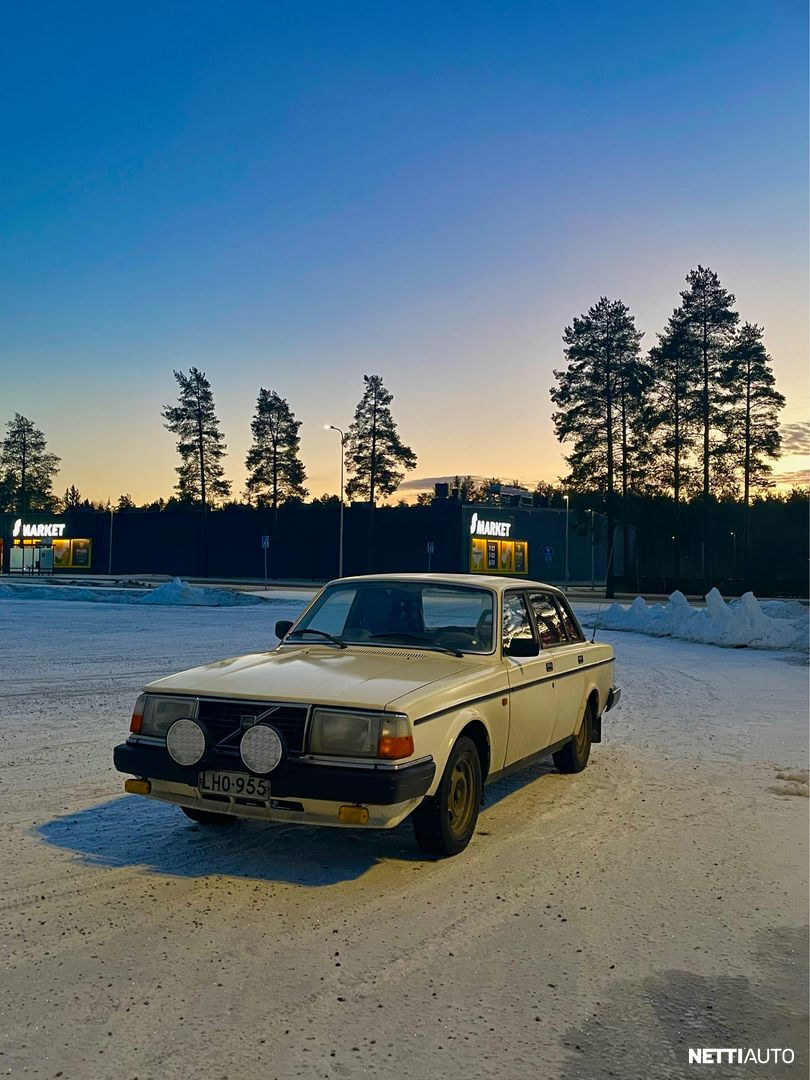 Volvo 240