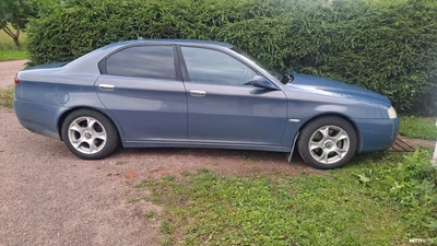 Alfa Romeo 166 2005, photo 2/8