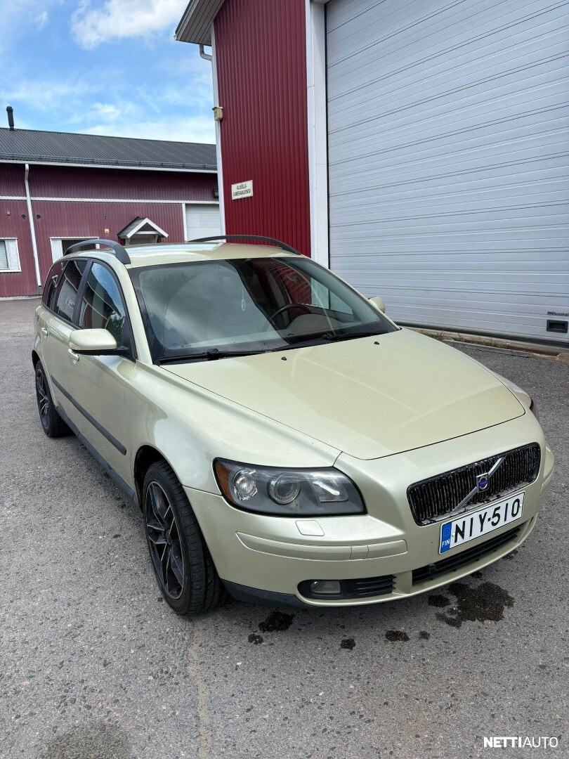 Volvo V50