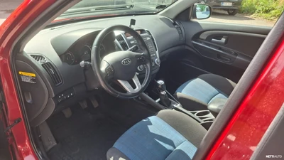 Kia Ceed 2011, kuva 7/14