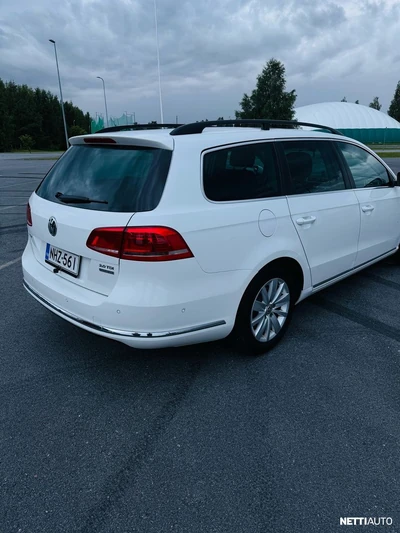 Volkswagen Passat 2012, photo 7/14