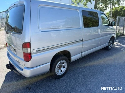 Toyota Hiace 2012, photo 6/21