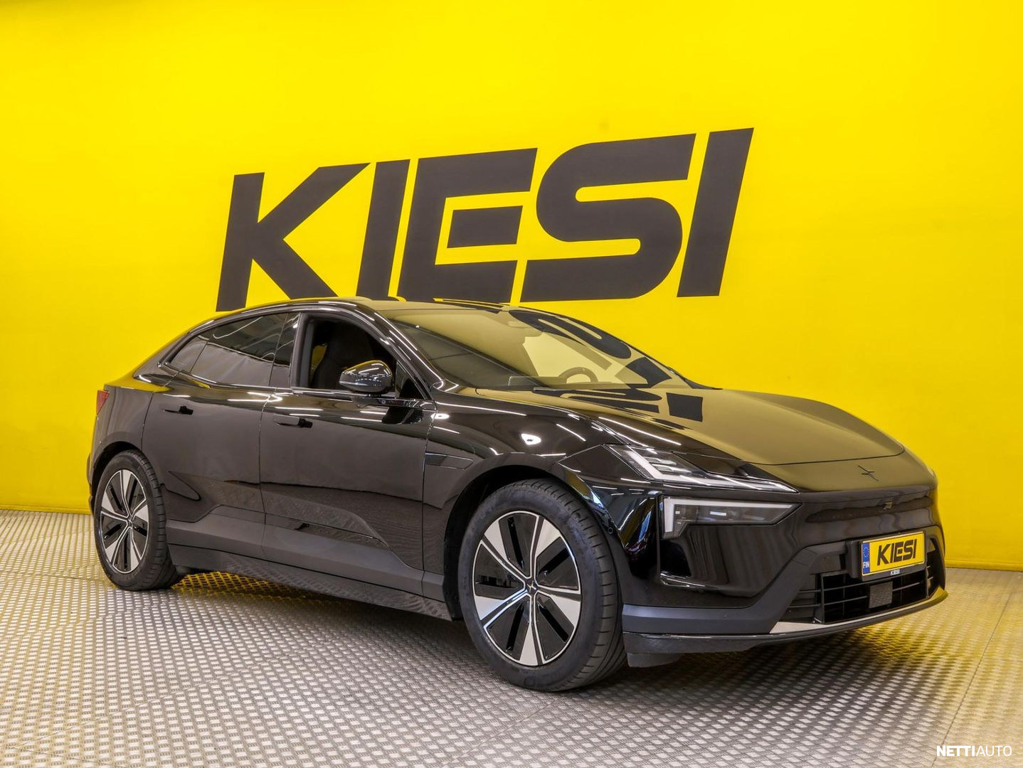 Polestar 4