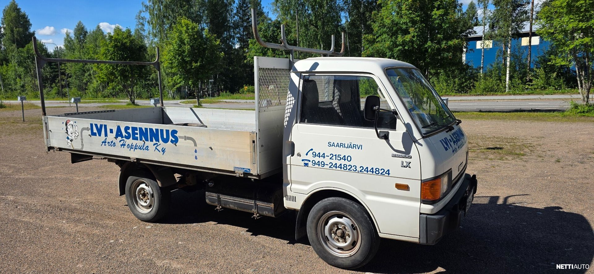 Mazda E2200
