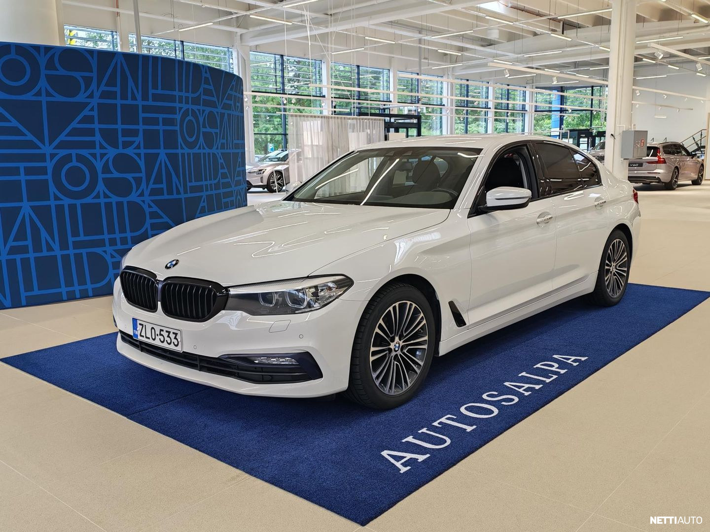 BMW 520
