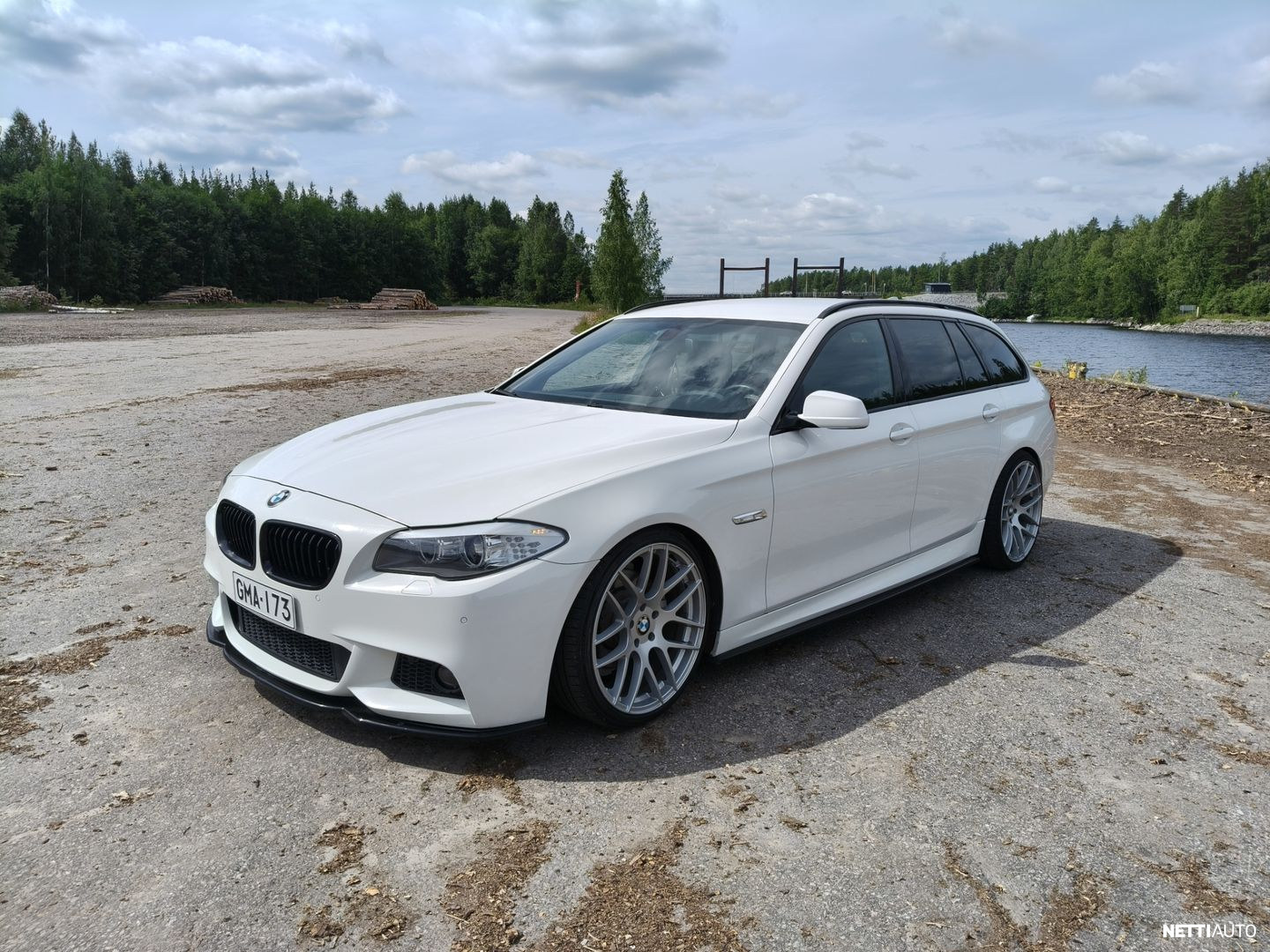 BMW 520