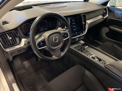Volvo V60 D4 Momentum aut 2018, kuva 7/28