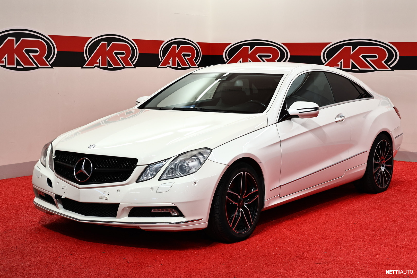 Mercedes-Benz E