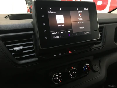 Renault Trafic 2022, photo 7/8