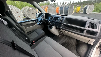 Volkswagen Transporter 2016, photo 5/14