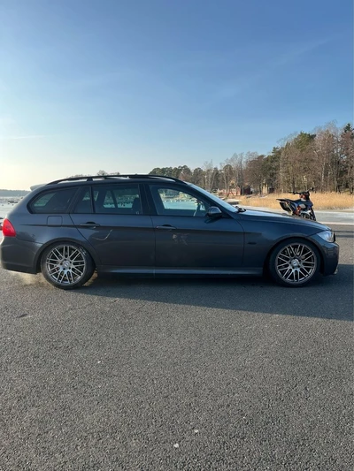 BMW 335 2007, kuva 3/7