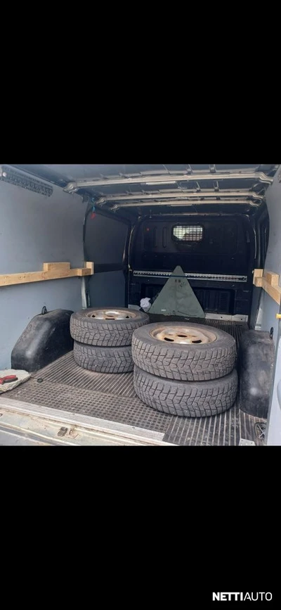 Ford Transit 2011, kuva 2/8