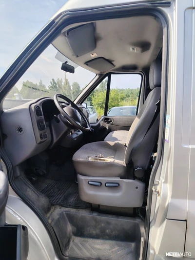 Ford Transit 280M 2,0 2003, photo 6/7