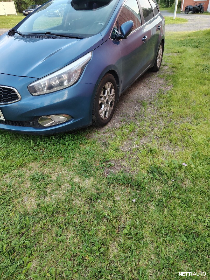 Kia Ceed 2013, photo 2/5