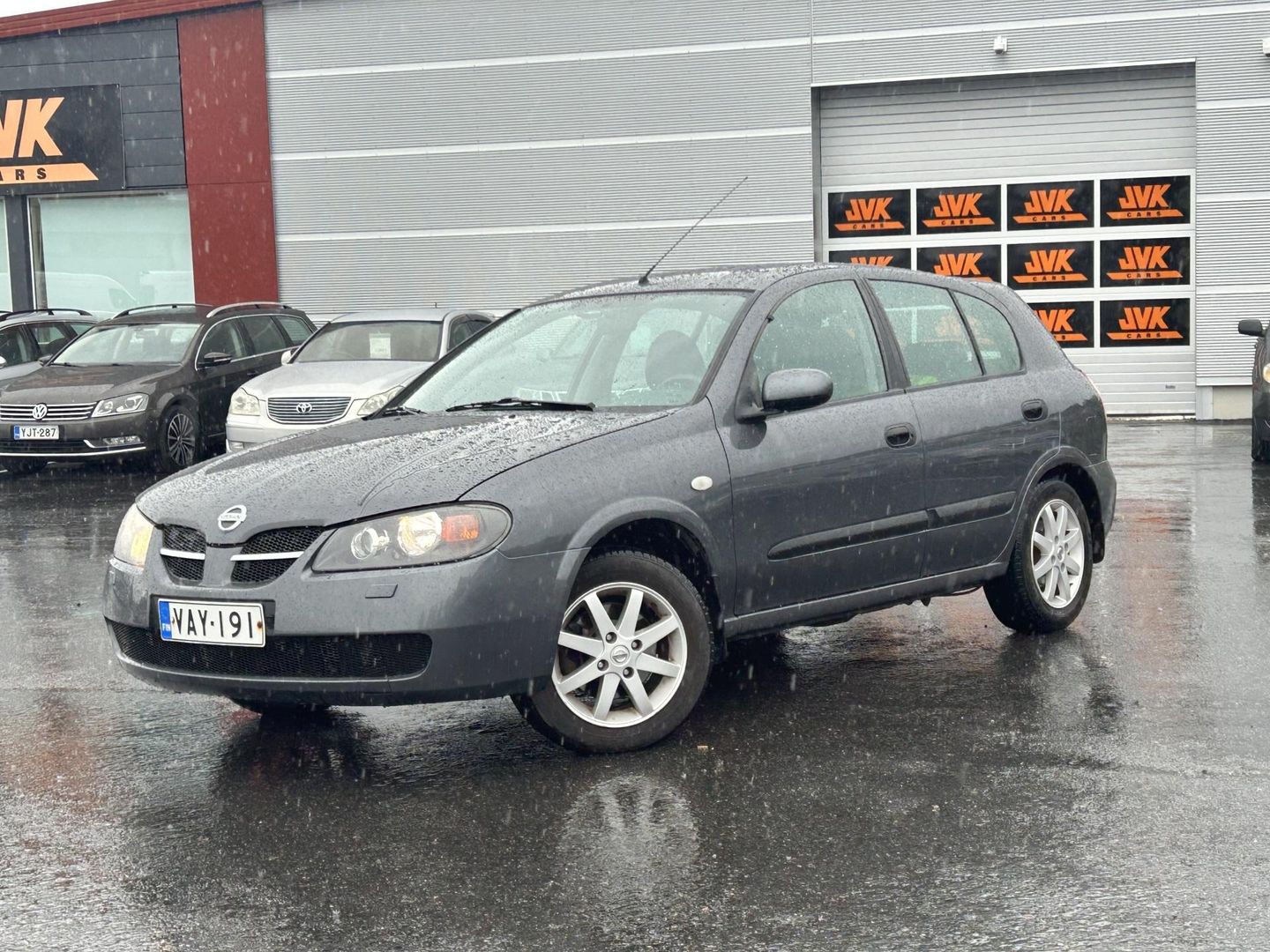 Nissan Almera