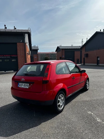 Ford Fiesta 2005, kuva 5/16