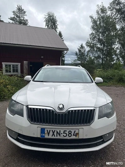 Skoda Superb 2014, kuva 3/8