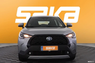 Toyota Corolla Cross 2.0 Hybrid Active 2023, photo 2/27