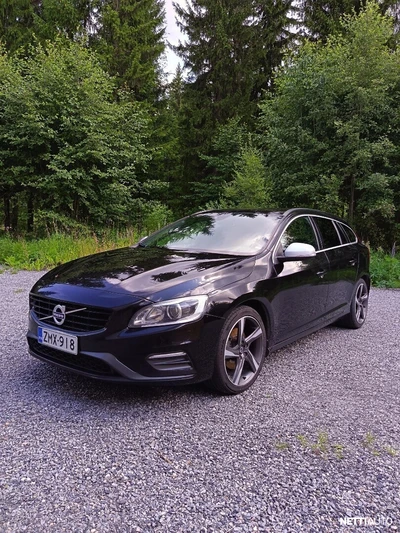 Volvo V60 T3 R-Design 2016, kuva 1/13