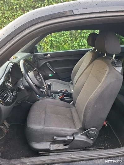 Volkswagen Beetle 1,2 TSI 77 kW (105 hv) 2012, kuva 6/6
