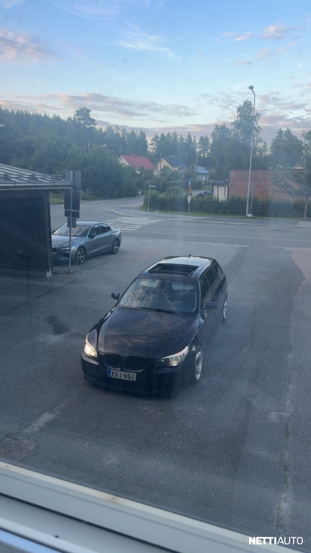BMW 3.0