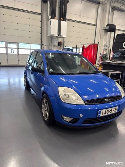 Ford Fiesta 2003, kuva 2/10