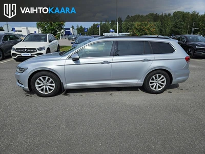 Volkswagen Passat 2018, photo 3/7