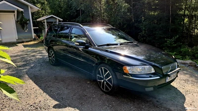Volvo V70 D5 Classic Business aut 2007, photo 1/10